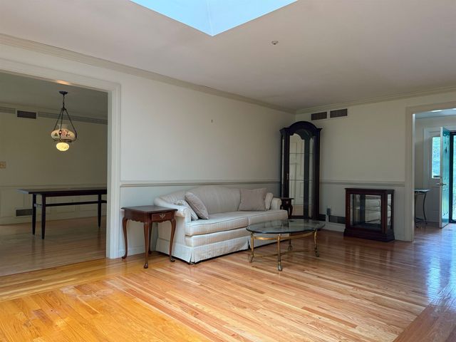 439 Exeter Road, Hampton, NH 03842