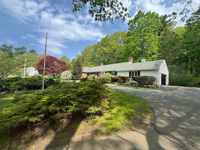439 Exeter Road, Hampton, NH 03842
