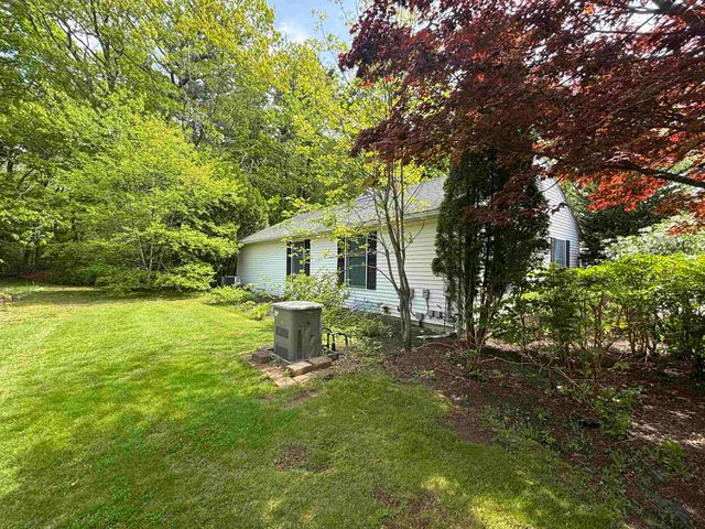 439 Exeter Road, Hampton, NH 03842