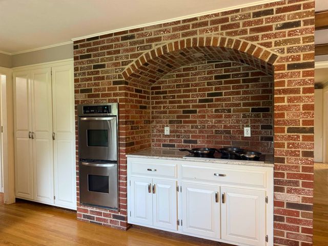 439 Exeter Road, Hampton, NH 03842