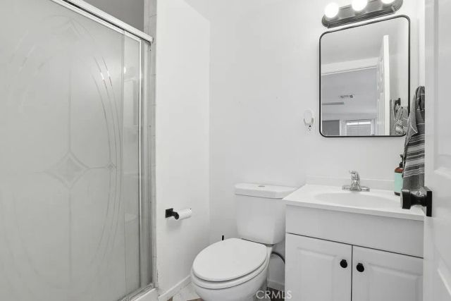 4958 Canoga Avenue, Woodland Hills, CA 91364