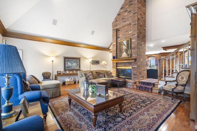 4671 E Beaux Creek Lane, Springfield, MO 65809