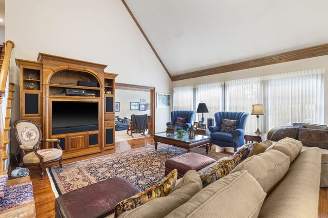 4671 E Beaux Creek Lane, Springfield, MO 65809