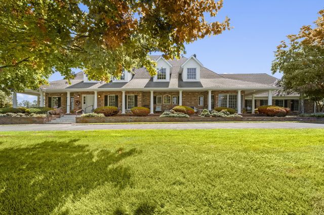 4671 E Beaux Creek Lane, Springfield, MO 65809