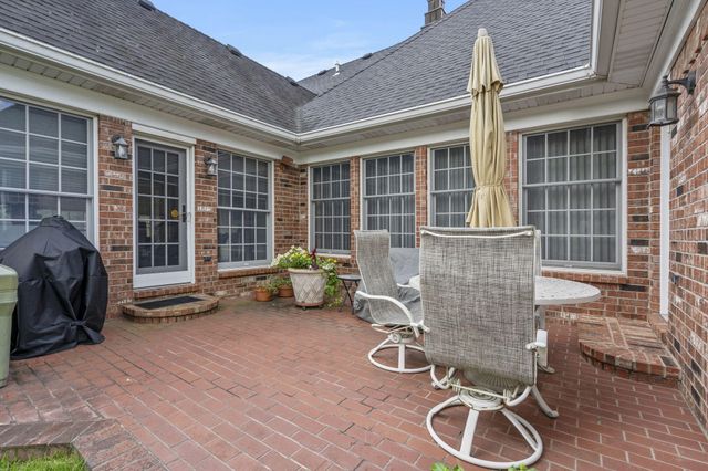 4671 E Beaux Creek Lane, Springfield, MO 65809