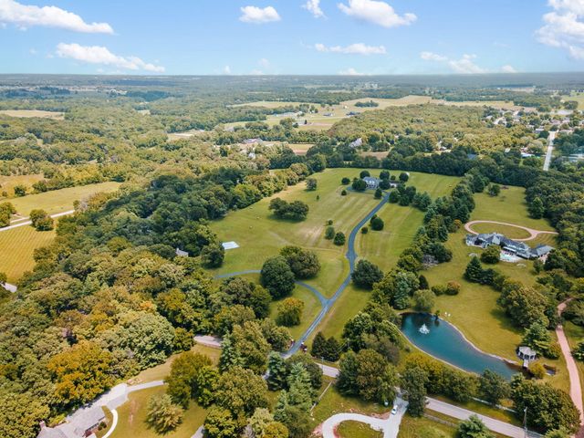 4671 E Beaux Creek Lane, Springfield, MO 65809