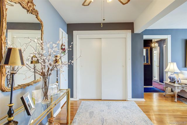 210-15 23rd Avenue 3C, Bayside, NY 11360