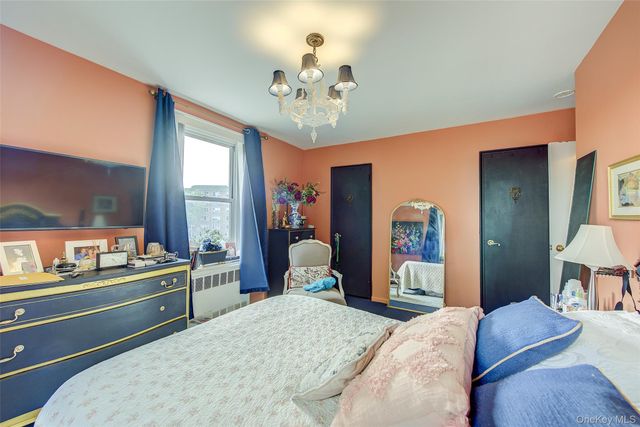 210-15 23rd Avenue 3C, Bayside, NY 11360