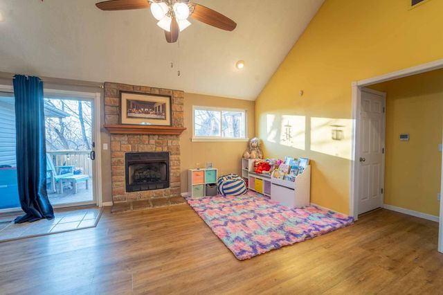 3977 W Beechwood Street, Springfield, MO 65807