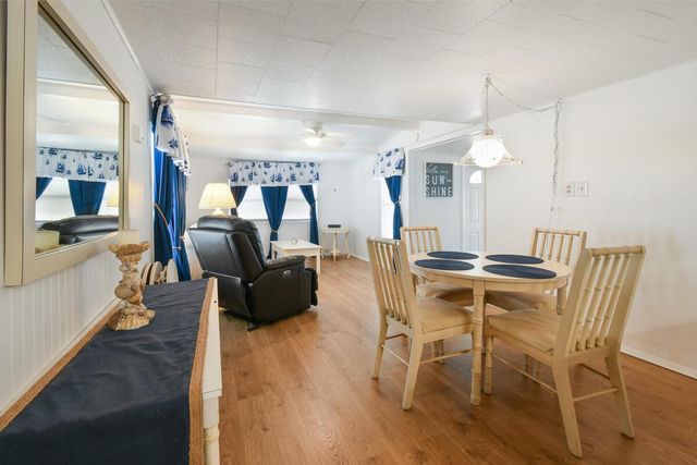 4300 SE Saint Lucie Boulevard 210, Stuart, FL 34997