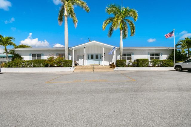 4300 SE Saint Lucie Boulevard 210, Stuart, FL 34997