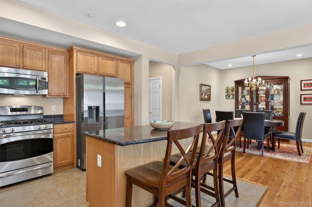 205 Egrets Landing 205, Carmel, NY 10512