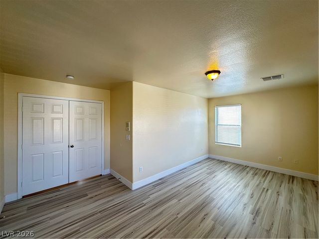 5640 WOODS CROSSING Street 00, Las Vegas, NV 89148
