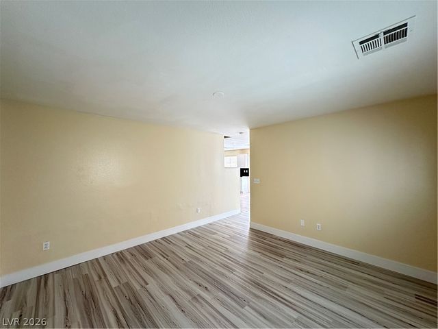 5640 WOODS CROSSING Street 00, Las Vegas, NV 89148