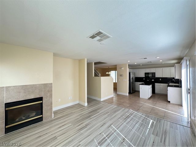 5640 WOODS CROSSING Street 00, Las Vegas, NV 89148