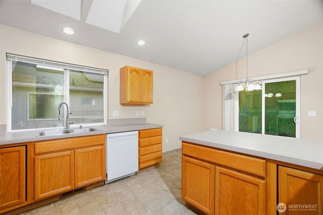 2427 Boulevard Heights Loop SE, Olympia, WA 98501