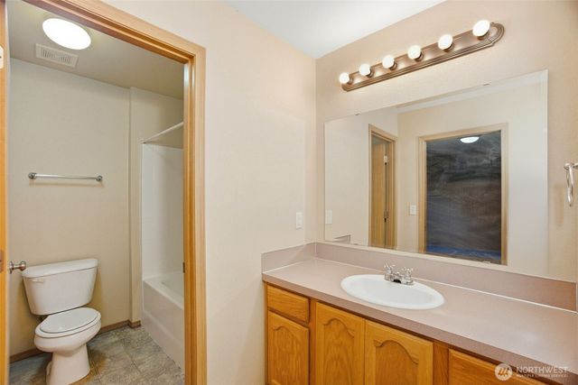 2427 Boulevard Heights Loop SE, Olympia, WA 98501