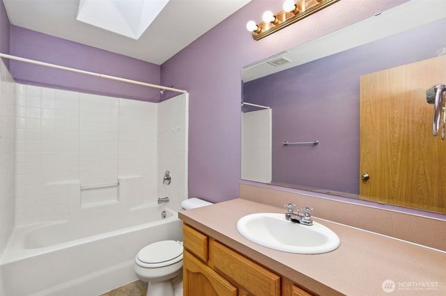 2427 Boulevard Heights Loop SE, Olympia, WA 98501