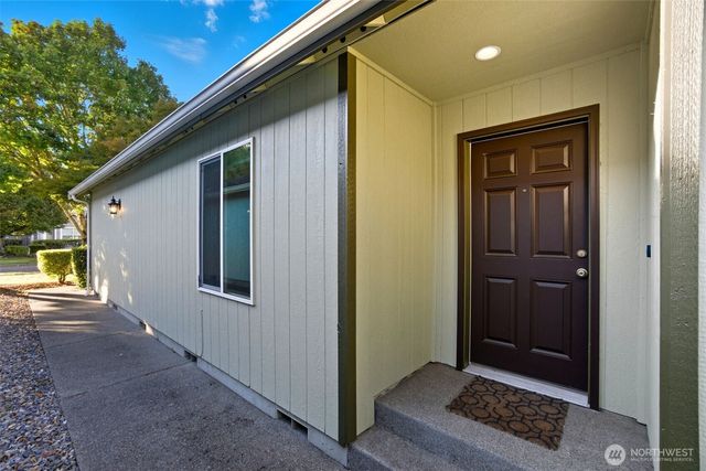 2427 Boulevard Heights Loop SE, Olympia, WA 98501