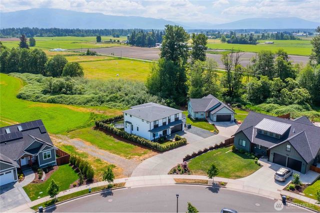 2150 Lagerwey Circle, Lynden, WA 98264