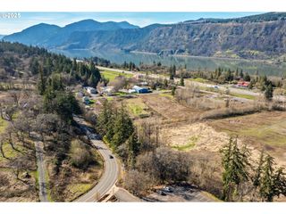435 FRANKTON Rd, Hood River, OR 97031