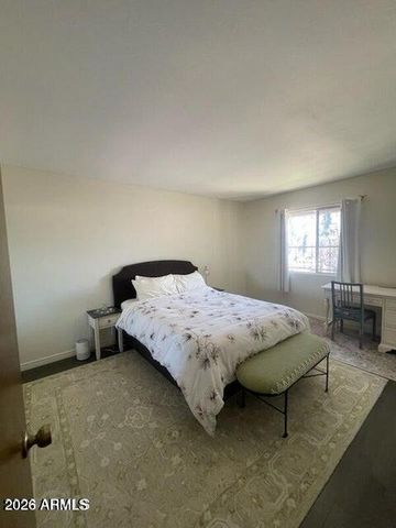 8819 N 12TH Place, Phoenix, AZ 85020