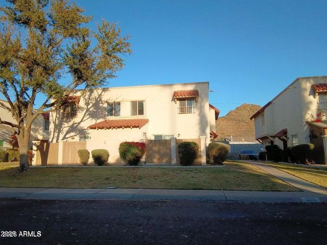 8819 N 12TH Place, Phoenix, AZ 85020