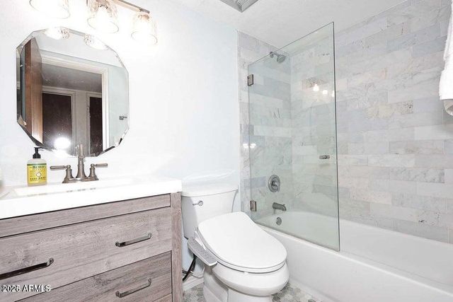 8819 N 12TH Place, Phoenix, AZ 85020
