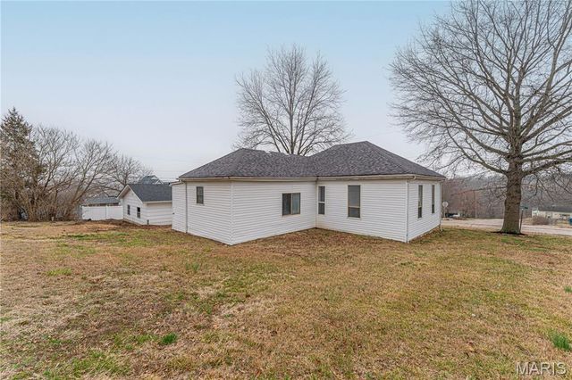 714 Stewart Street, De Soto, MO 63020