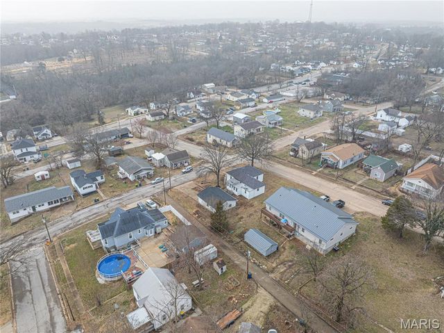 714 Stewart Street, De Soto, MO 63020