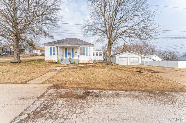 714 Stewart Street, De Soto, MO 63020