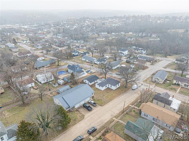 714 Stewart Street, De Soto, MO 63020