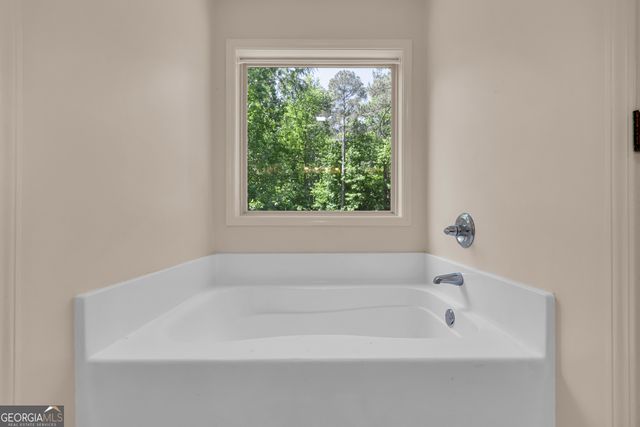 299 Brittany Pointe Drive, Colbert, GA 30628