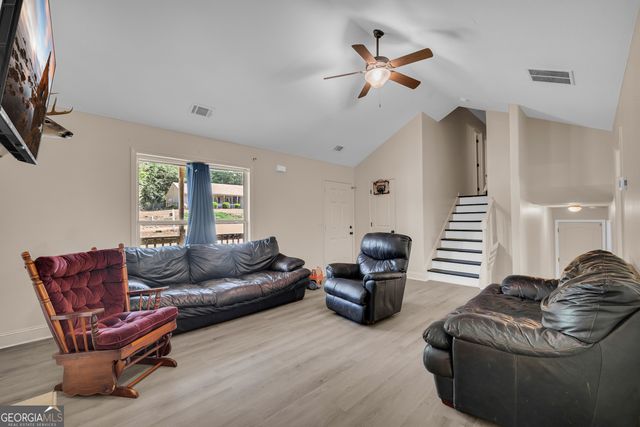 299 Brittany Pointe Drive, Colbert, GA 30628