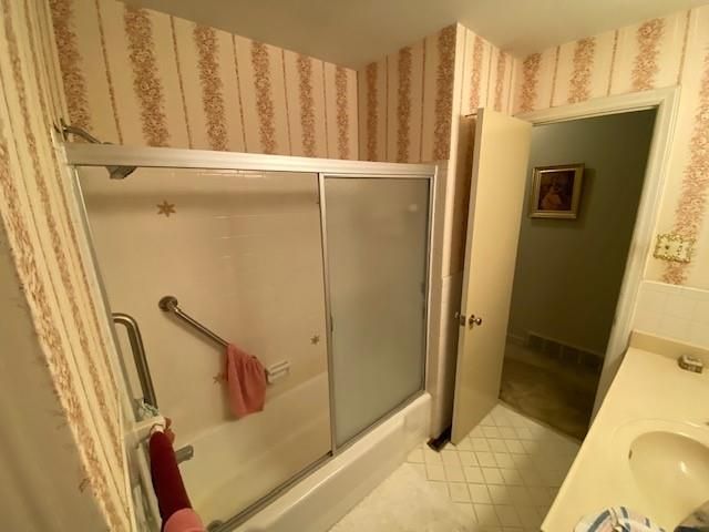 9317 Kessler Lane, Overland Park, KS 66212