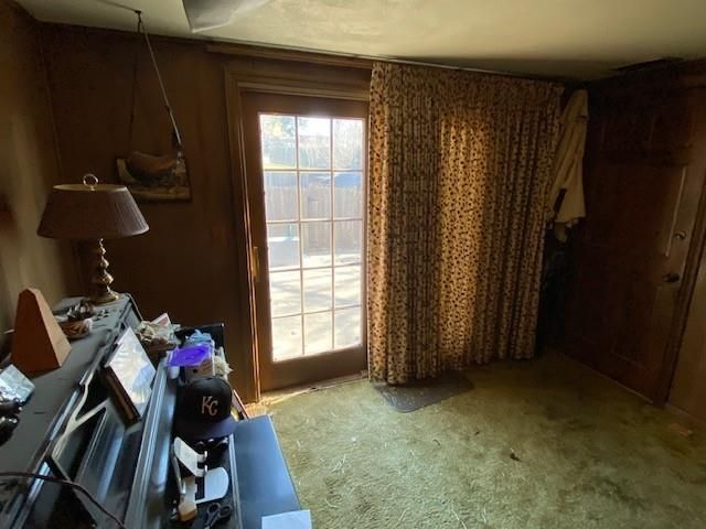 9317 Kessler Lane, Overland Park, KS 66212