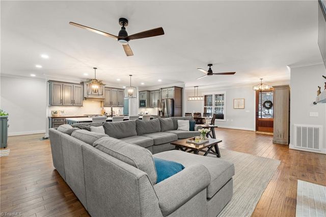 7994 Ridge Road, Tobaccoville, NC 27050