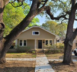 1441 Lawson Street, Houston, TX 77023