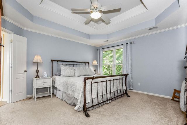 25136 W 149th Place, Olathe, KS 66061