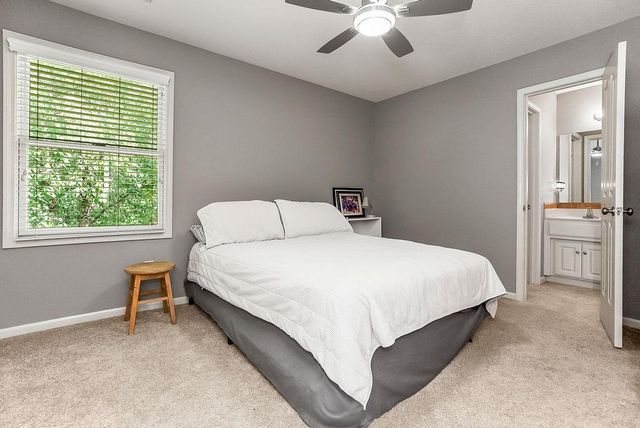 25136 W 149th Place, Olathe, KS 66061