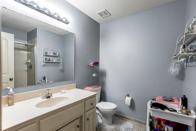 25136 W 149th Place, Olathe, KS 66061