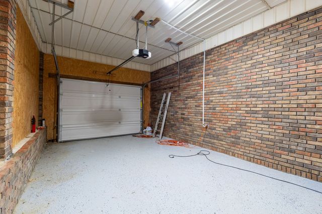 159 Mindy Dr, Waynesboro, TN 38485