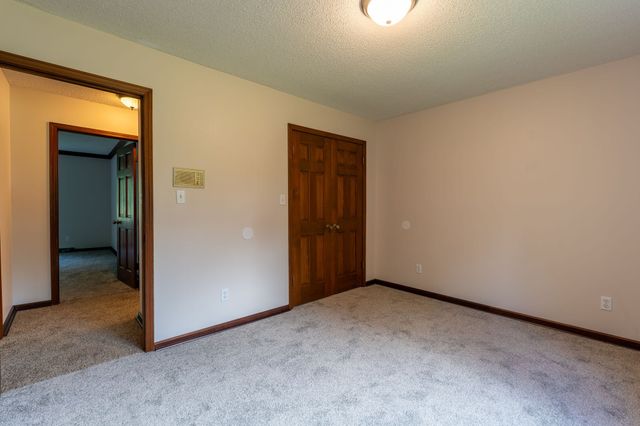 159 Mindy Dr, Waynesboro, TN 38485