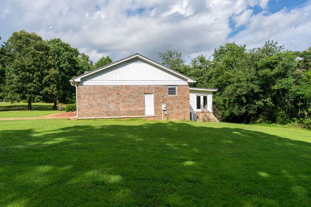 159 Mindy Dr, Waynesboro, TN 38485