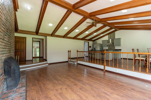 159 Mindy Dr, Waynesboro, TN 38485