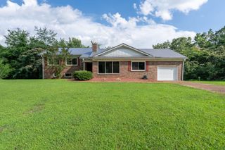 159 Mindy Dr, Waynesboro, TN 38485