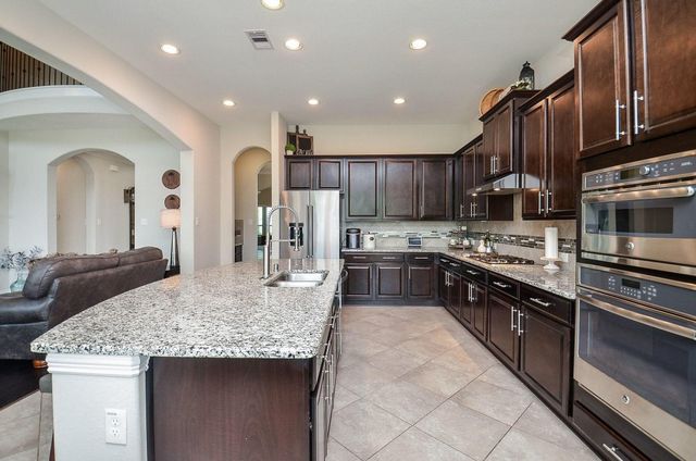 2714 Topaz Cove Lane, Rosharon, TX 77583