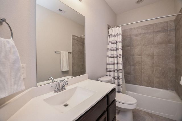 2714 Topaz Cove Lane, Rosharon, TX 77583