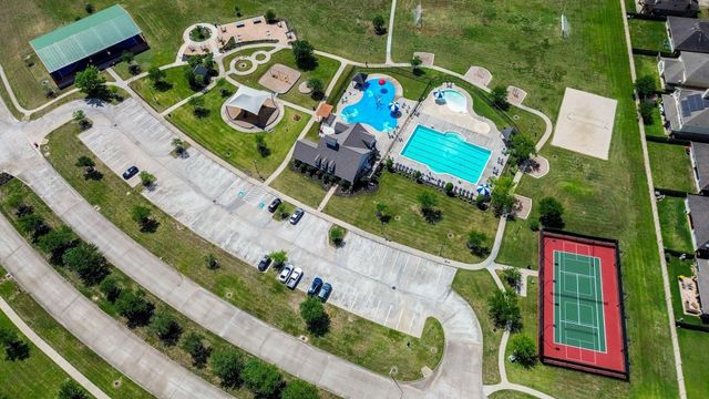 2714 Topaz Cove Lane, Rosharon, TX 77583