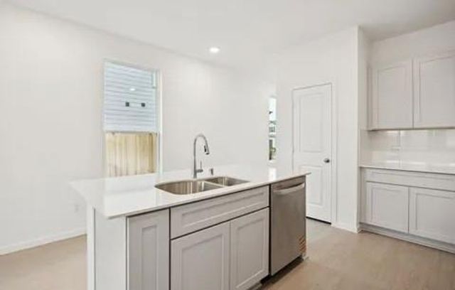 10730 Sora Drive, Conroe, TX 77378